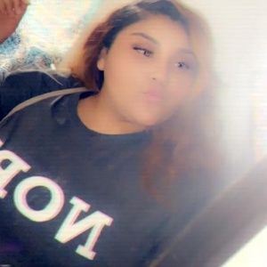 Meet your Posher, Caryssa